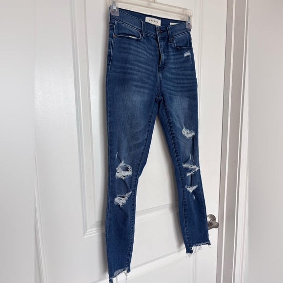 PacSun Denim - PacSun High Rise Destressed Power Super Stretch Ankle Skinny Raw Hem Size 23